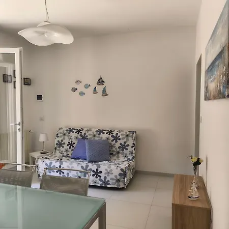 La Casa Iolanda - Appartemento Vista Mare شقة *