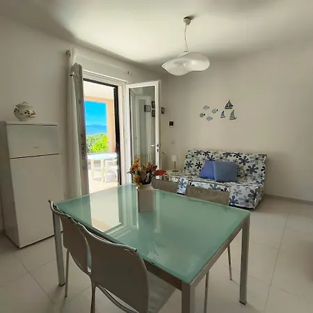La Casa Iolanda - Appartemento Vista Mare Apartment *
